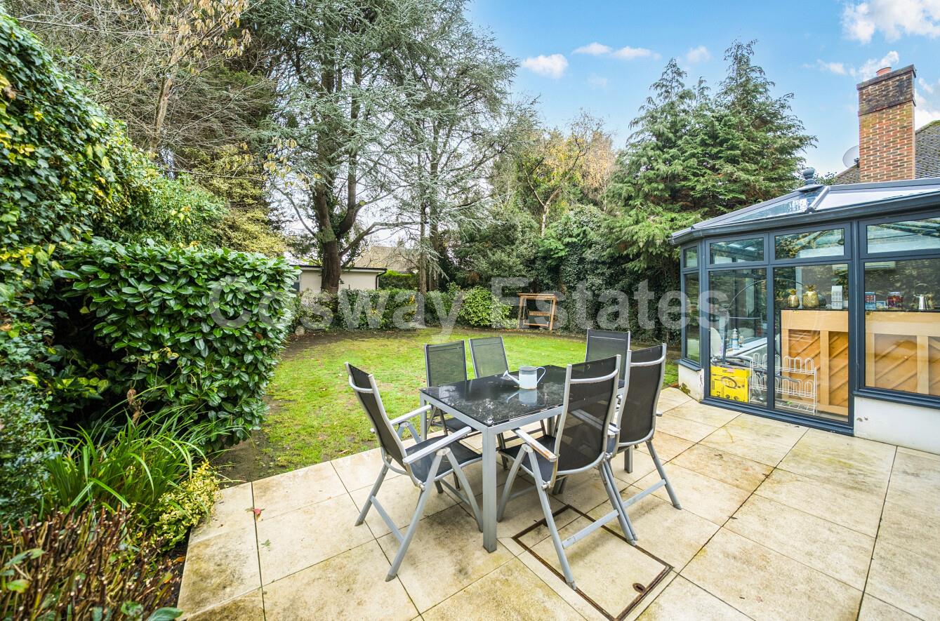 Hendon Wood Lane, Mill Hill, NW7, London